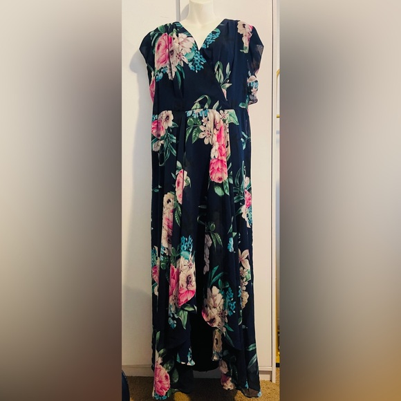 Eliza J Dresses & Skirts - COPY - Eliza J Maxi Dress Size 14